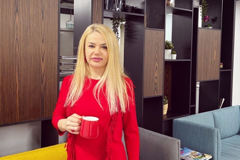 İstanbul çocuk ve ergen psikiyatristi Istanbul cocuk ve ergen psikiyatristi Doc. Dr. Emel Sari 2 - Prof. Dr. Emel Sarı | Çocuk ve Ergen Psikiyatristi Bağdat Caddesi İstanbul